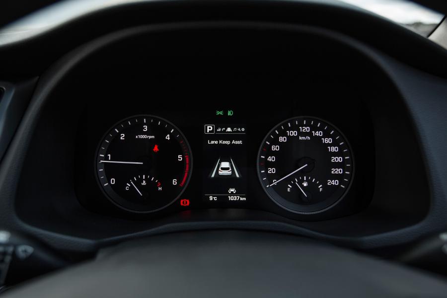  Hyundai Tucson 2015 года  (AU) (фото 26 из 30)